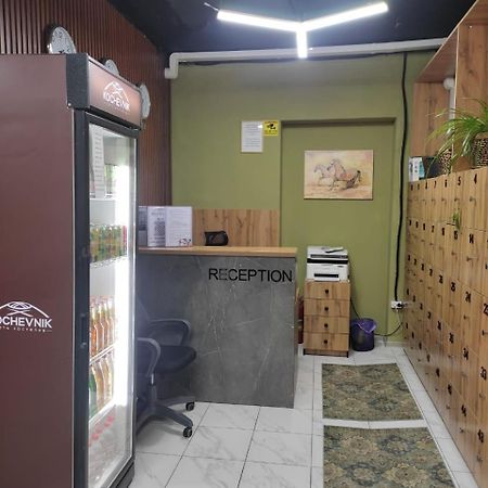 Hostel Kochevnik Capsule Hotel Almatı Dış mekan fotoğraf
