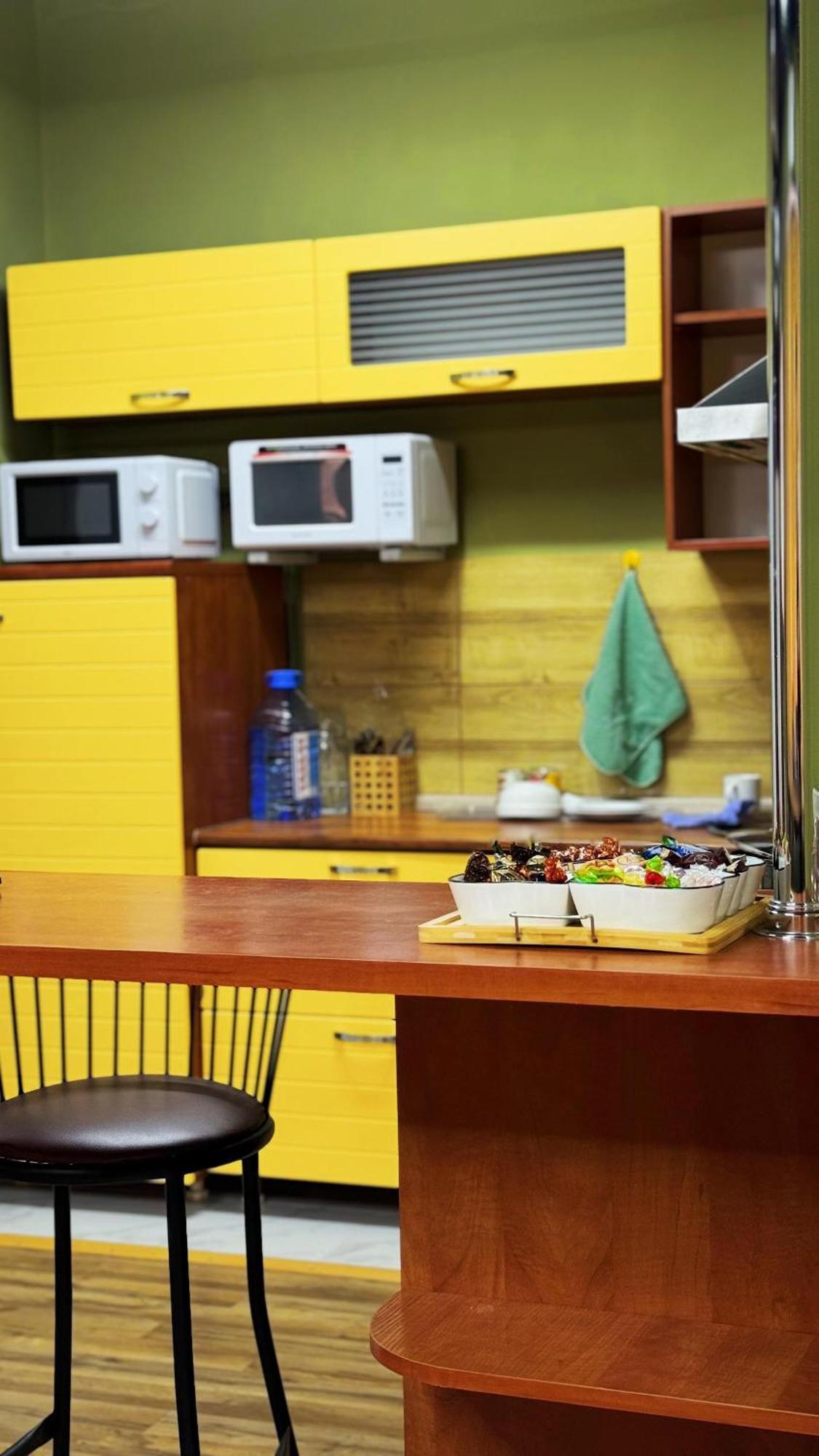 Hostel Kochevnik Capsule Hotel Almatı Dış mekan fotoğraf