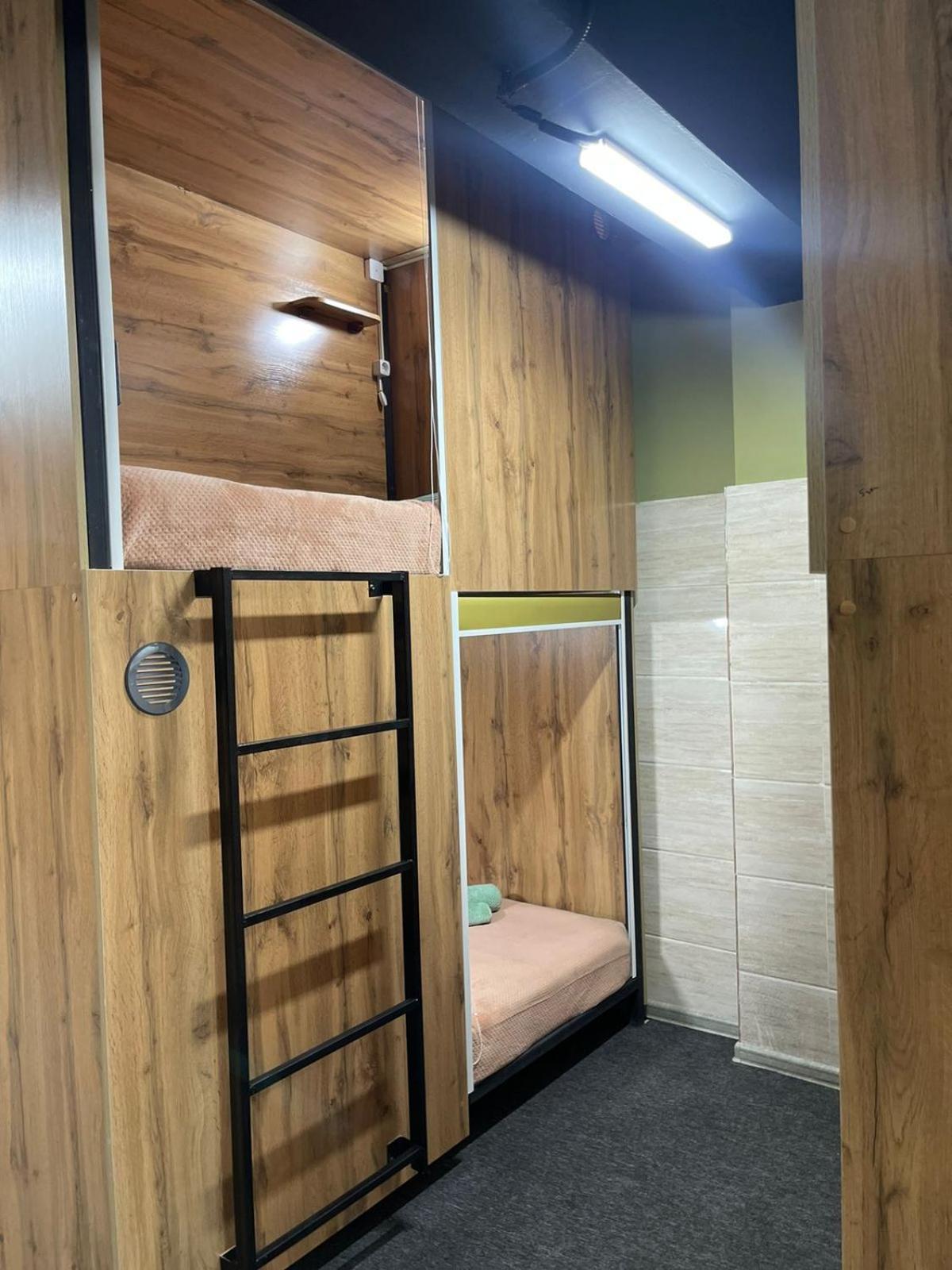 Hostel Kochevnik Capsule Hotel Almatı Dış mekan fotoğraf
