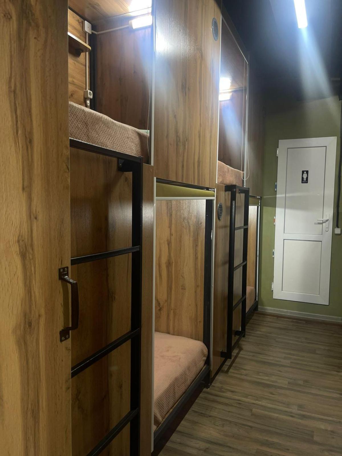 Hostel Kochevnik Capsule Hotel Almatı Dış mekan fotoğraf