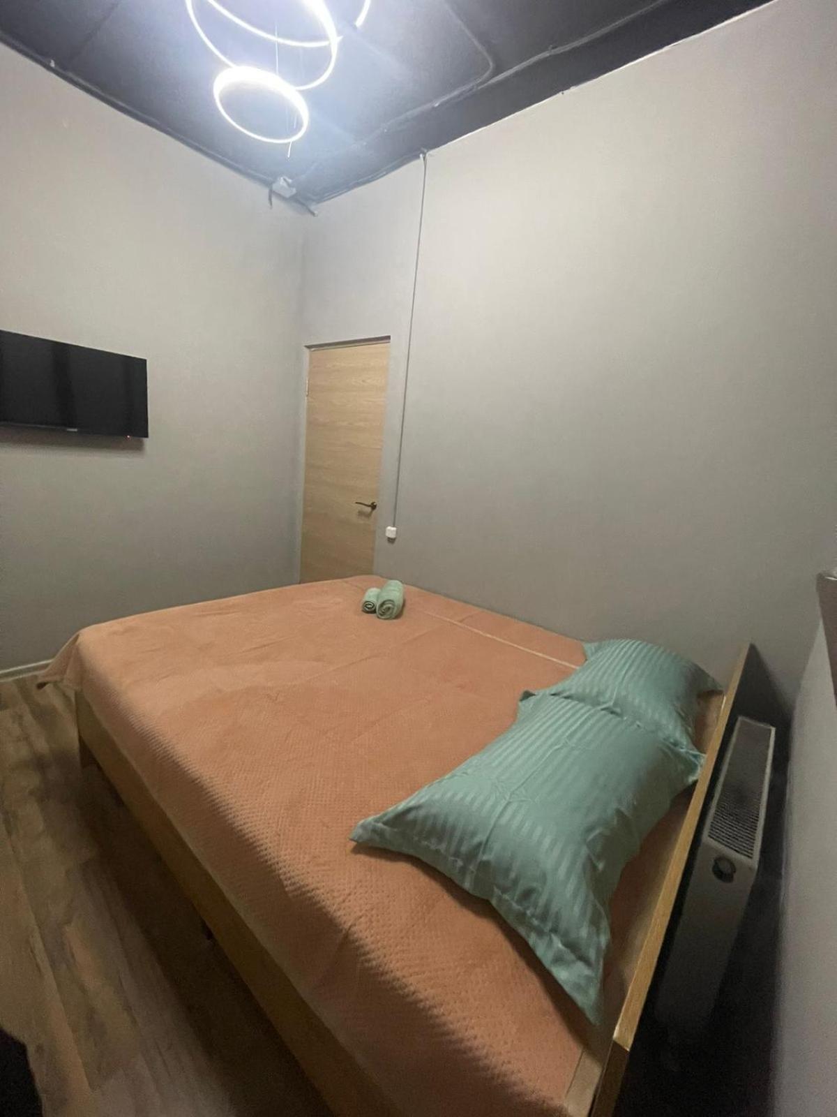 Hostel Kochevnik Capsule Hotel Almatı Dış mekan fotoğraf