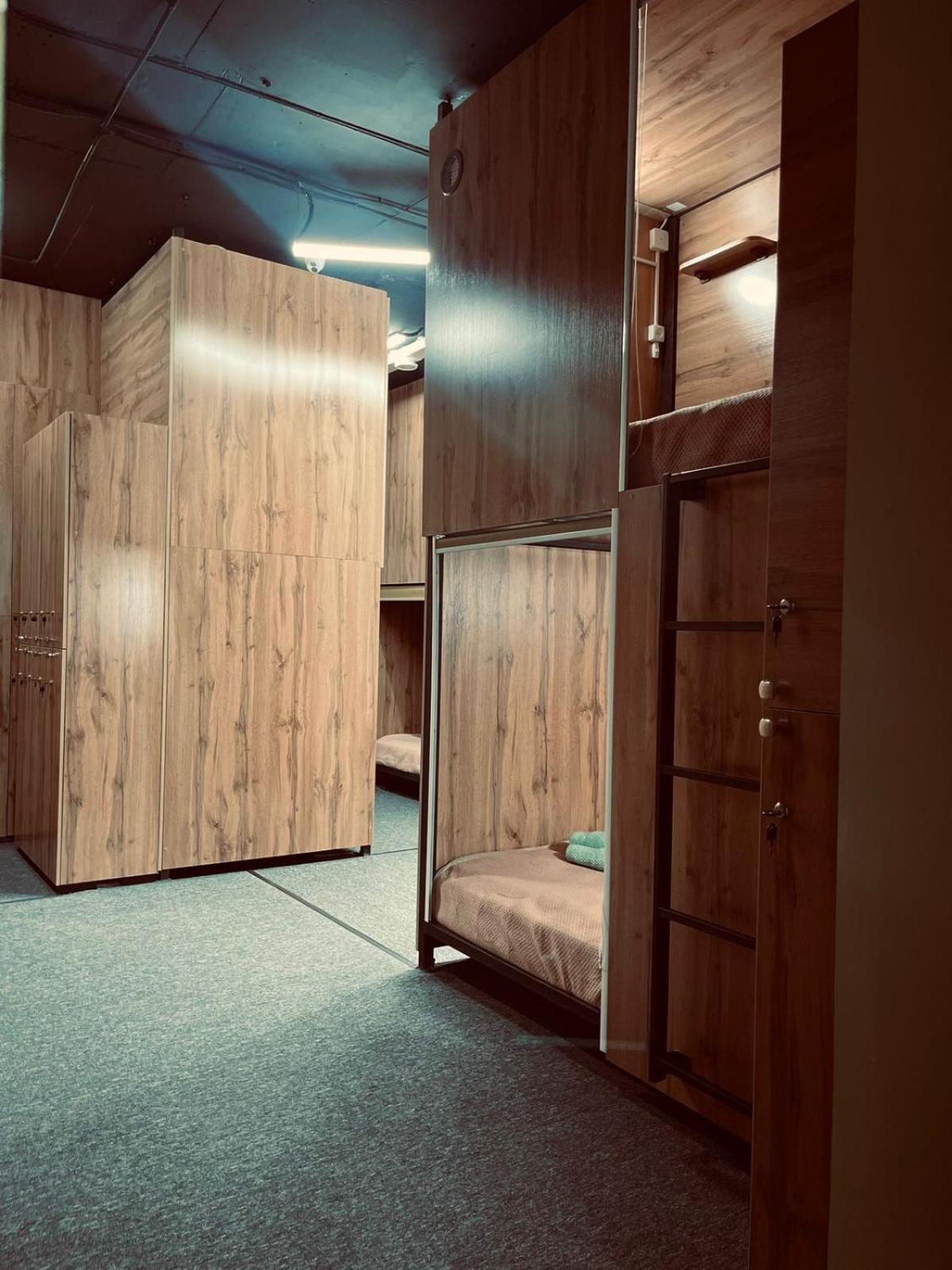 Hostel Kochevnik Capsule Hotel Almatı Dış mekan fotoğraf