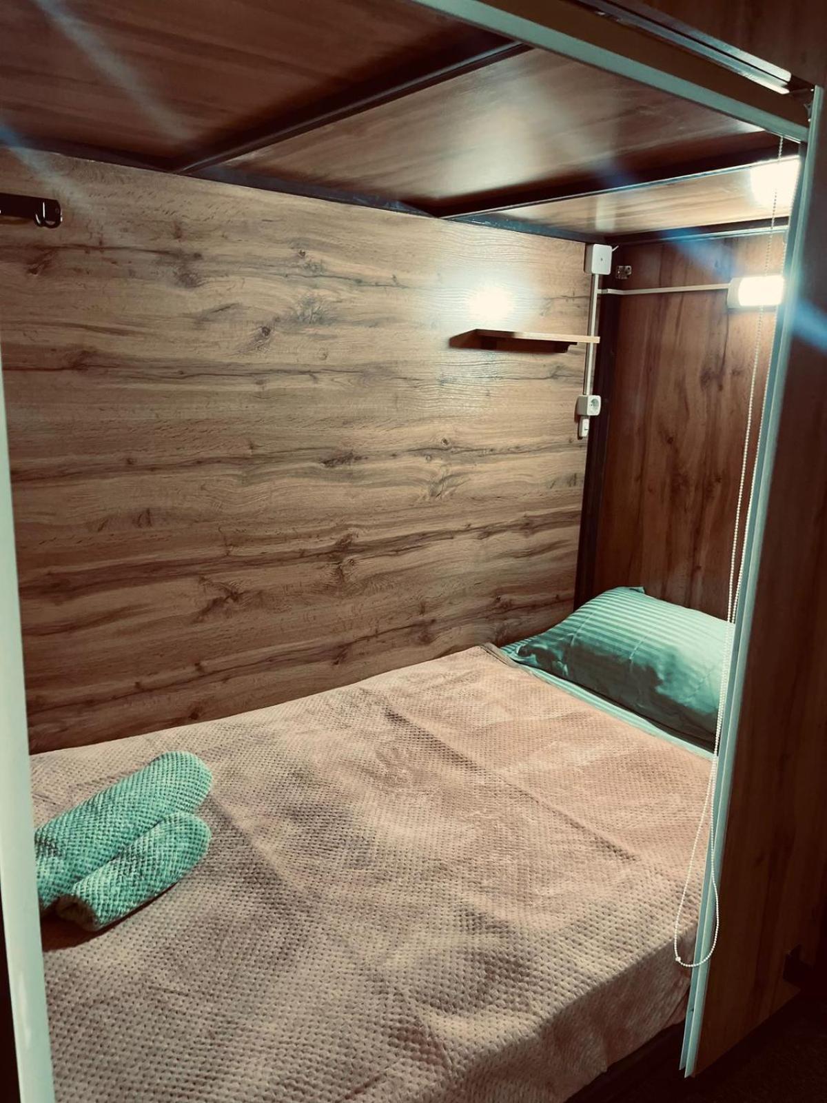Hostel Kochevnik Capsule Hotel Almatı Dış mekan fotoğraf